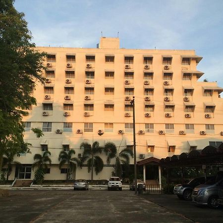 Paradorn Inn Chumphon Εξωτερικό φωτογραφία