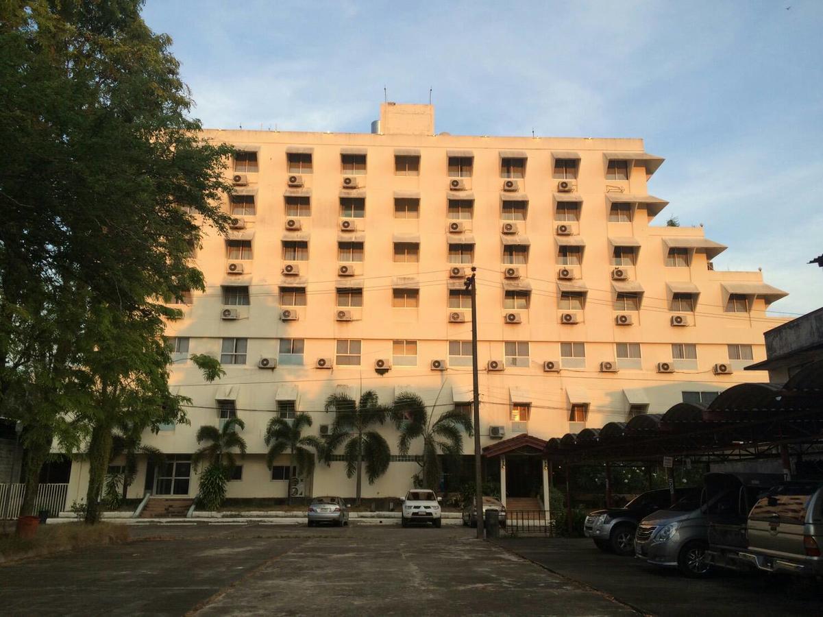 Paradorn Inn Chumphon Εξωτερικό φωτογραφία
