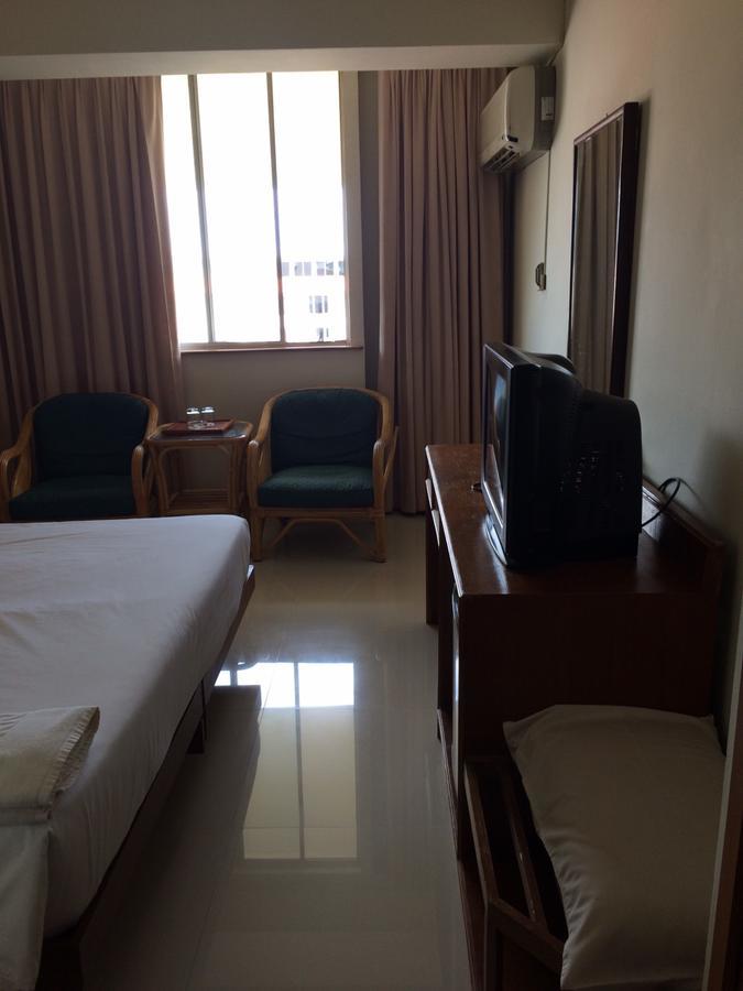 Paradorn Inn Chumphon Εξωτερικό φωτογραφία