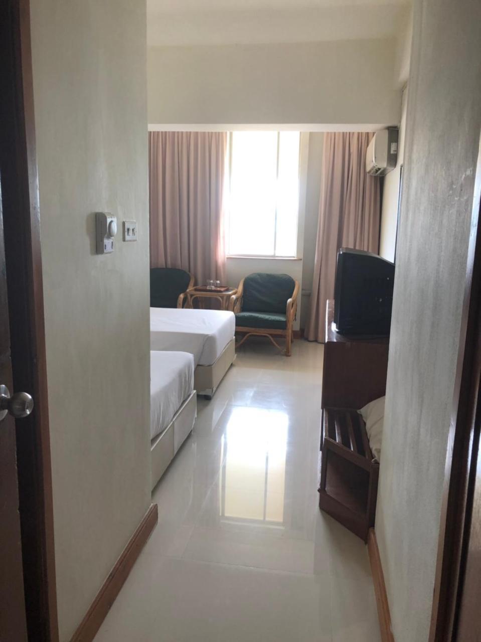 Paradorn Inn Chumphon Εξωτερικό φωτογραφία