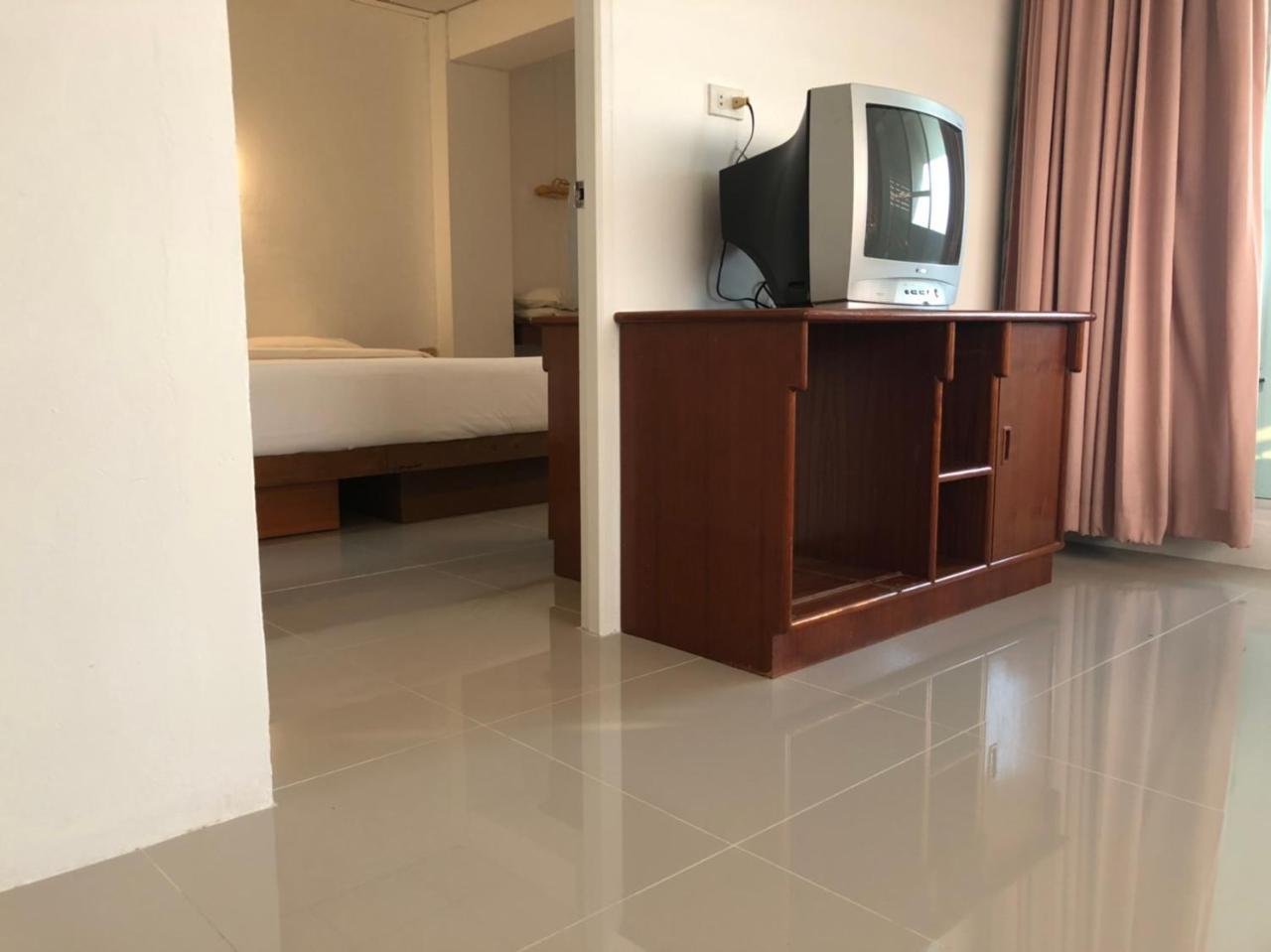 Paradorn Inn Chumphon Εξωτερικό φωτογραφία
